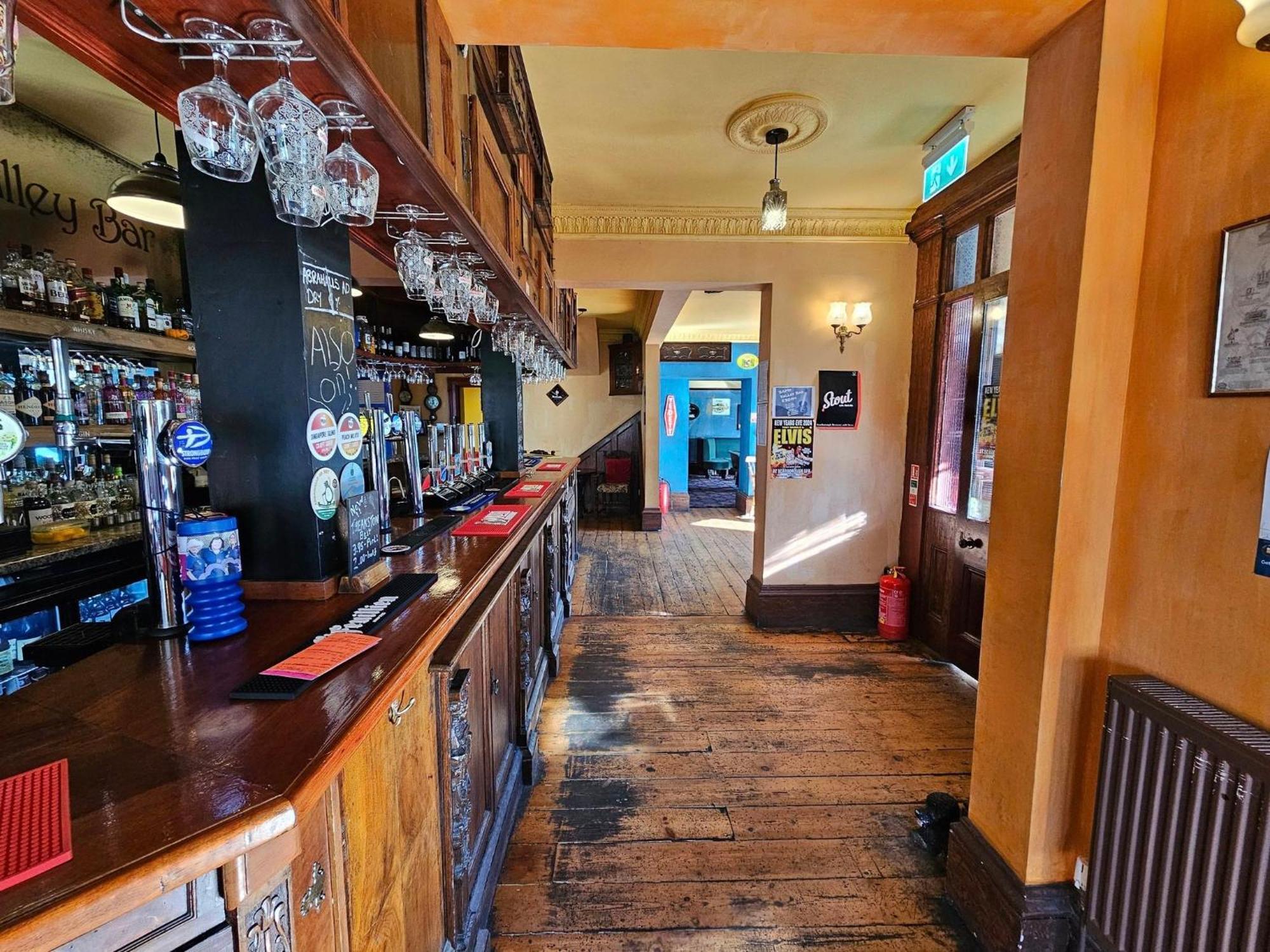 Valley Bar Scarborough Exterior photo
